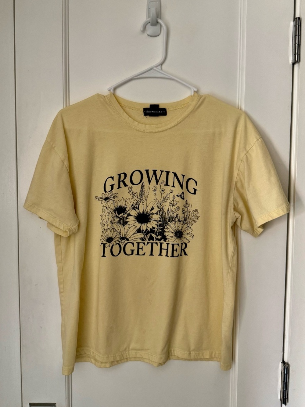 Streetwear Society “Growing Together” Graphic Tee – Size M